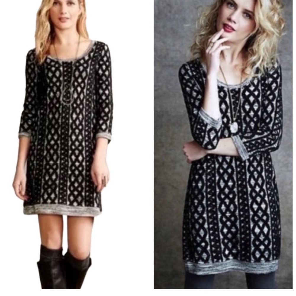 WB10 Moth Brand Black White Geometric Knit Sweater Dress Size Small 3/4 Sleeve
